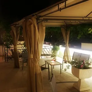 Garden House - Luxury - Self Check-in Only Gasthof Rom